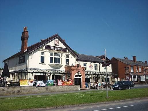 The Beehive pub in Horwich on a sunny day.