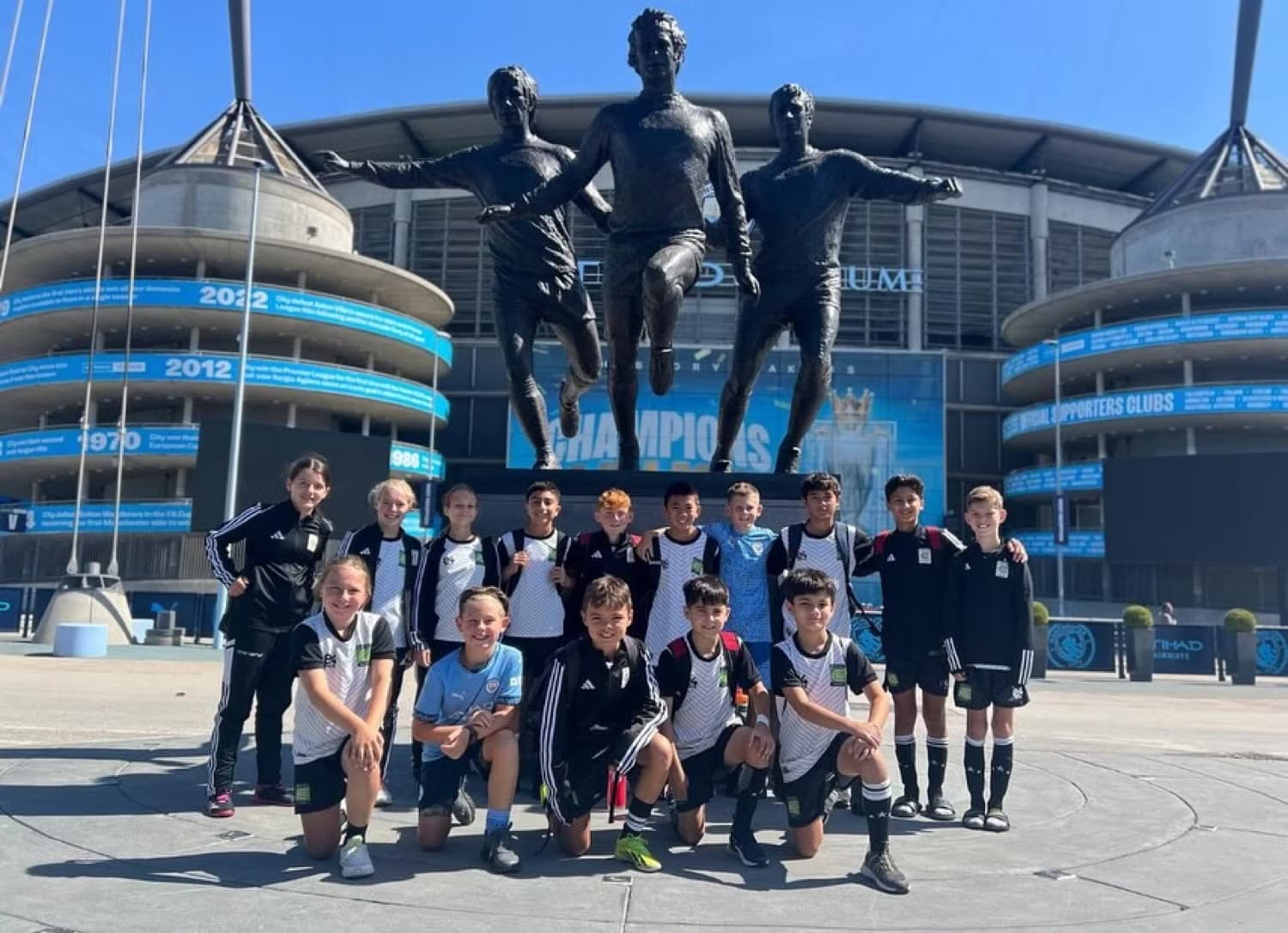 Young players training together on an IPPE soccer tour in Manchester
